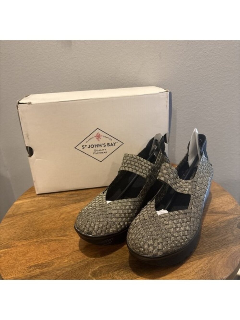 St. John's Bay Bronze Gold Woven Mary Jane Karma Shoes~Women Size 9~ 2 in. wedge